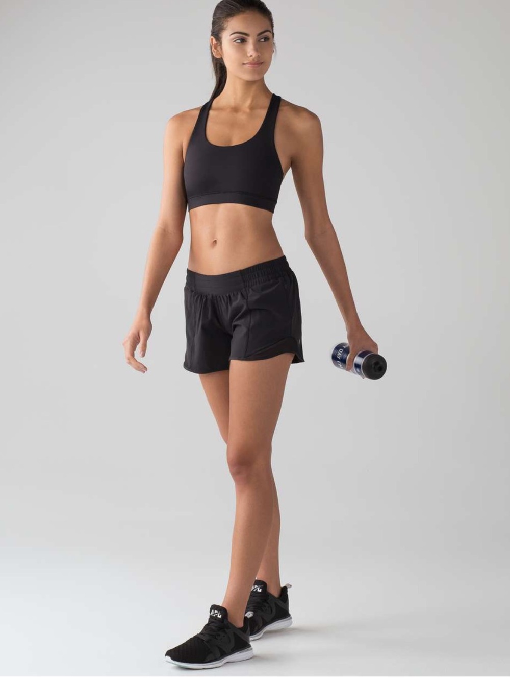 Lululemon Hotty Hot Short II *Long 4"
Black size 10